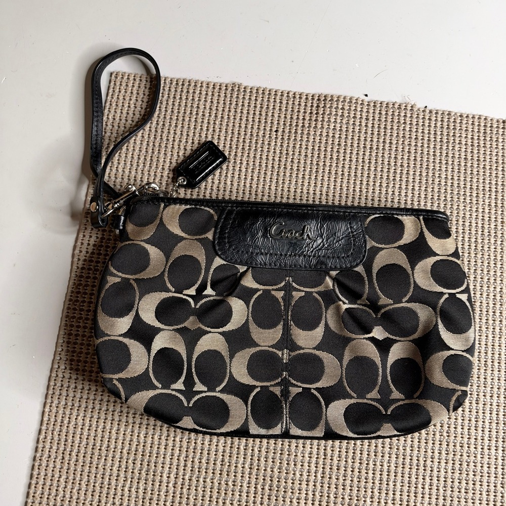 Coach Signature Jacquard Wristlet Black Grey Patent Leather Trim Pouch